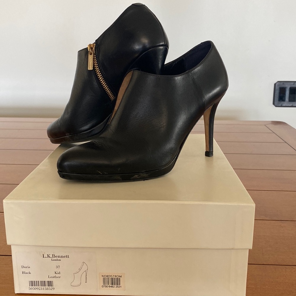 LK Bennett booties. Size 7.